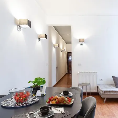 Apartment A.c. Spagna Comfort